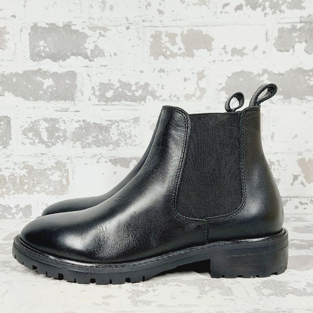 Steve Madden Women's Leopold Black Leather Pull On Chelsea Ankle Boots D398